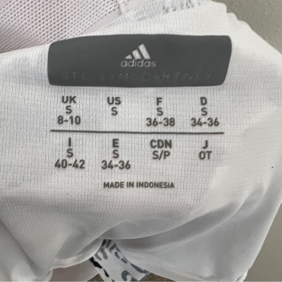 Adidas by Stella McCartney Snow Leopard Truepace Shorts - Picture 4 of 4